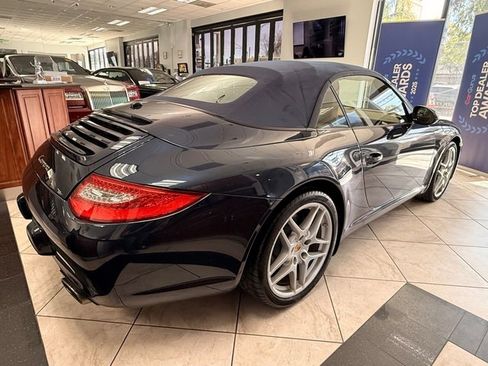 Used 2011 Porsche 911 Cabriolet image 5