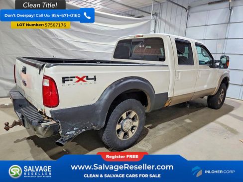 Used 2011 Ford F250 Lariat w/ Lariat Interior Pkg AWD/4WD image 4