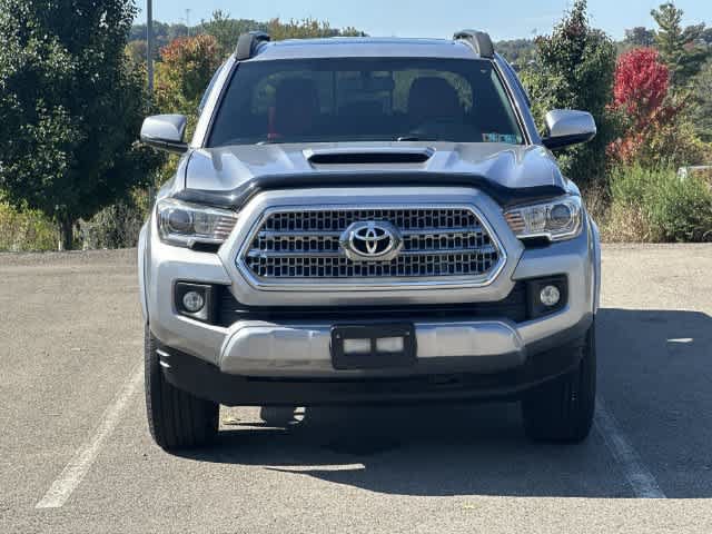 Used 2017 Toyota Tacoma TRD Sport w/ Premium & Technology Package AWD/4WD image 30