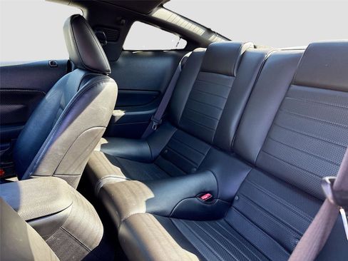 Used 2007 Ford Mustang GT image 24