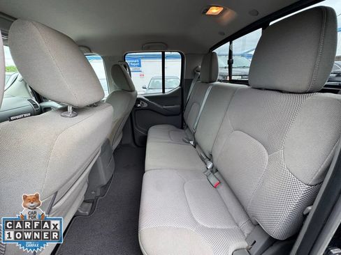 Used 2018 Nissan Frontier SV RWD image 13