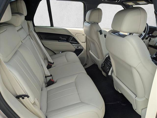 Used 2023 Land Rover Range Rover SE AWD/4WD image 22