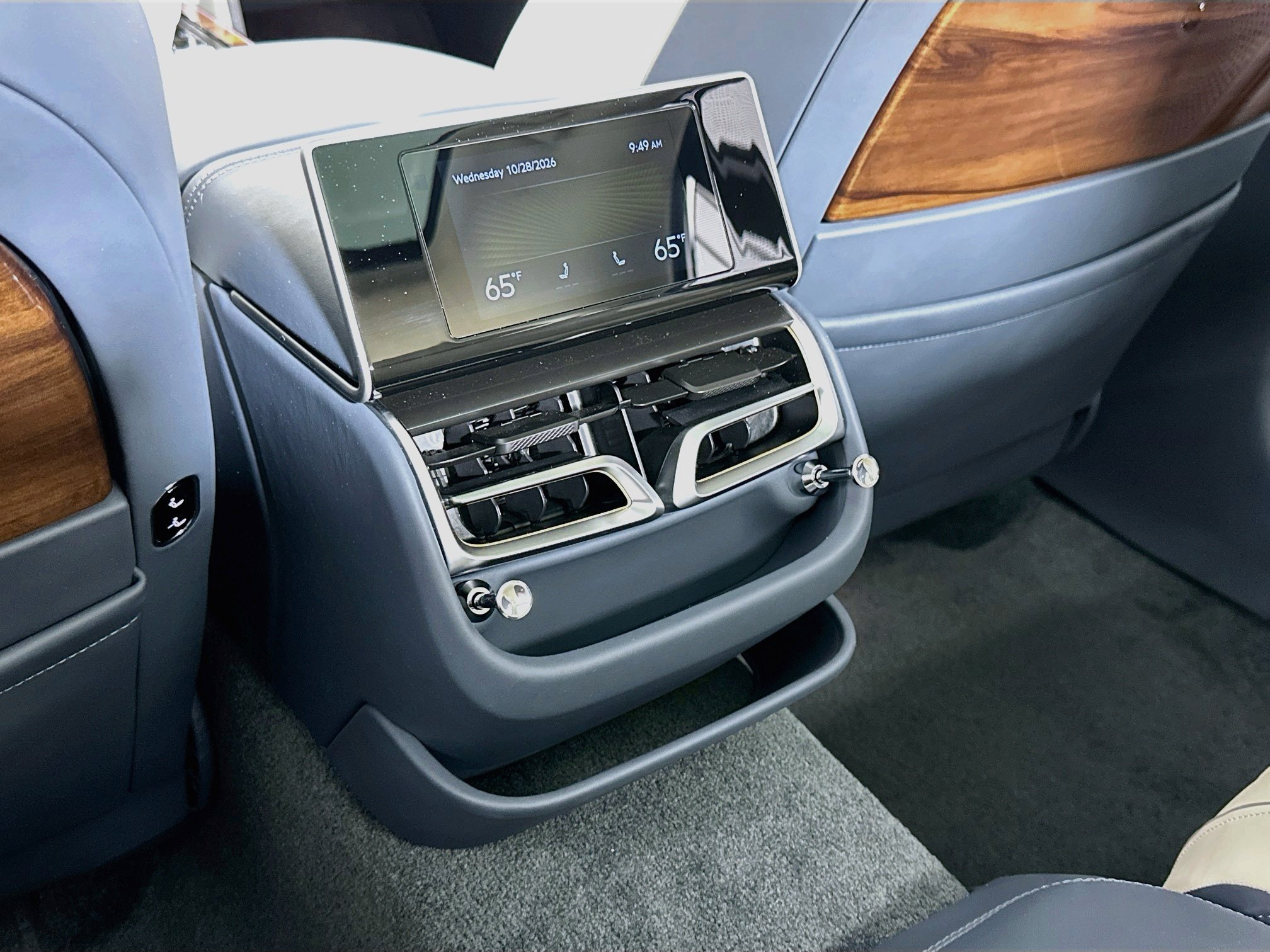 Certified 2025 Bentley Flying Spur Plug-In Hybrid AWD/4WD image 26
