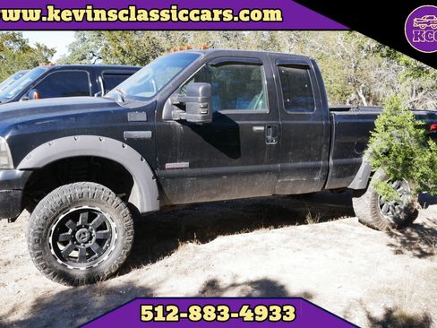 Used 2005 Ford F350 XLT image 5