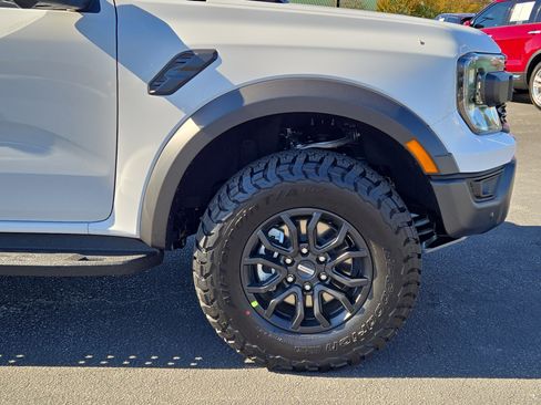 New 2025 Ford Ranger Raptor image 12
