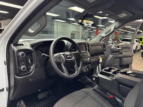 Used 2024 GMC Sierra 2500 Pro image 33