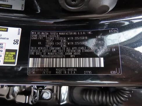 Used 2024 Toyota Corolla Cross XLE image 28