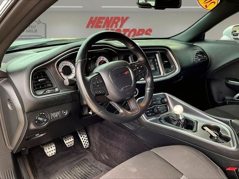 Used 2017 Dodge Challenger R/T w/ Quick Order Package 22P T/A RWD image 17