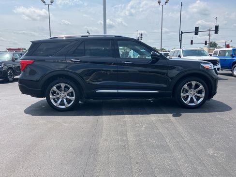 Used 2020 Ford Explorer Platinum w/ Premium Technology Package AWD/4WD image 7