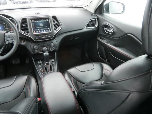 Certified 2022 Jeep Cherokee Trailhawk w/ Comfort/Convenience Group image 11