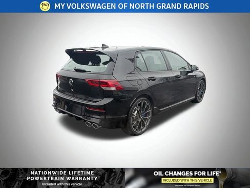 New 2026 Volkswagen Golf image 3