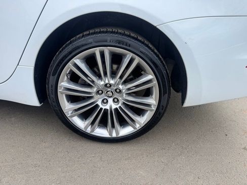 Used 2013 Jaguar XJ AWD image 13