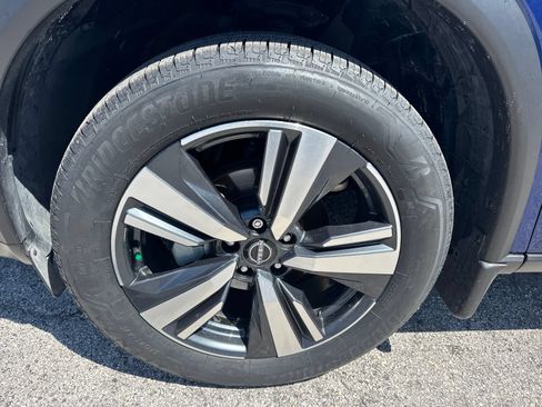 Certified 2023 Nissan Rogue SL w/ SL Premium Package FWD image 10