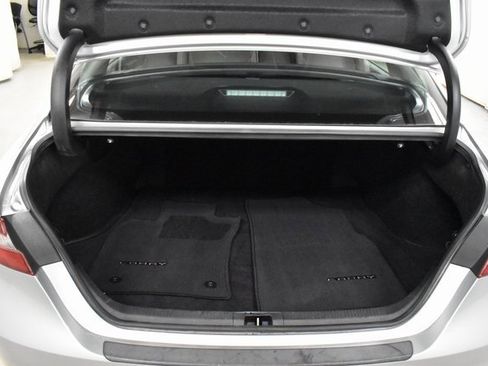 Used 2023 Toyota Camry SE image 11