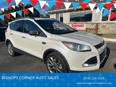 Used 2016 Ford Escape SE w/ SE Chrome Package