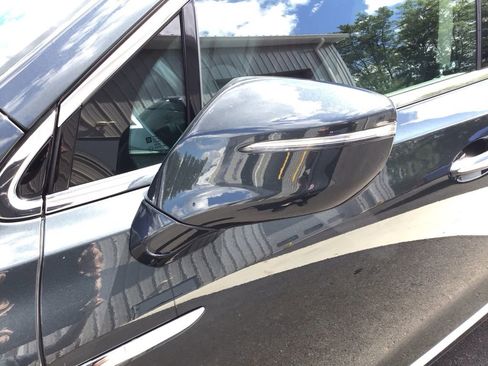 Used 2021 Buick Enclave Essence w/ Sound and Sites Package image 10