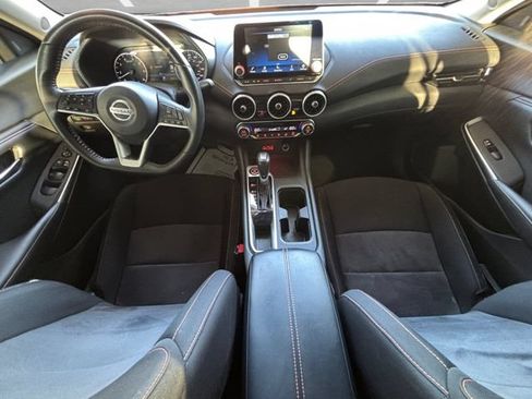Used 2023 Nissan Sentra SR w/ Midnight Edition Package FWD image 25