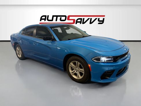 Used 2023 Dodge Charger SXT w/ Cold Weather Package RWD image 1