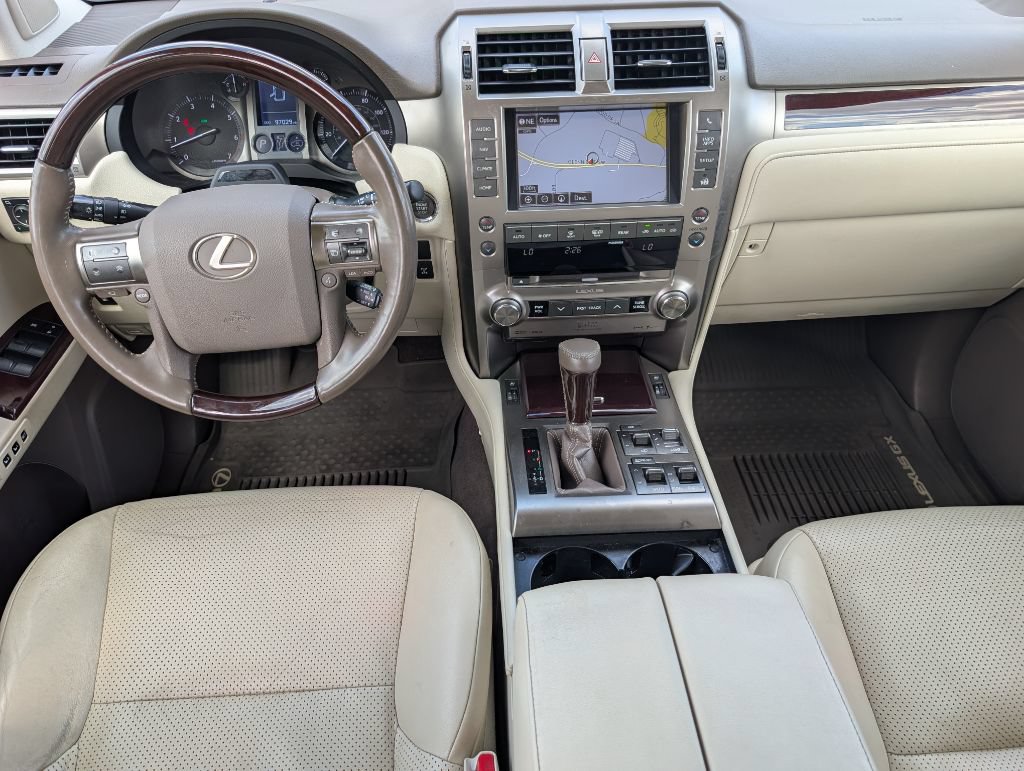 Used 2019 Lexus GX 460 Luxury AWD/4WD image 7