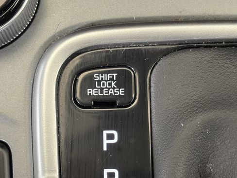 Certified 2023 Kia Seltos LX image 21