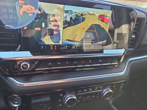 Used 2025 GMC Sierra 1500 SLT w/ SLT Premium Package image 19