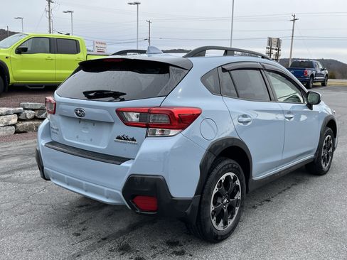 Used 2021 Subaru Crosstrek 2.0i Premium w/ Moonroof Package AWD/4WD image 3