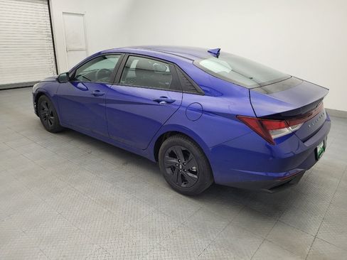 Used 2021 Hyundai Elantra SEL FWD image 3