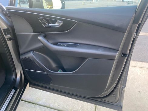 Used 2021 Audi Q7 2.0T Premium Plus w/ Executive Package image 38