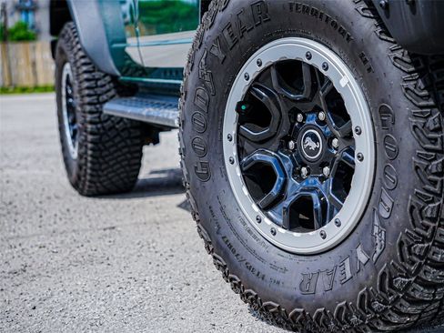 Certified 2023 Ford Bronco Badlands AWD/4WD image 2