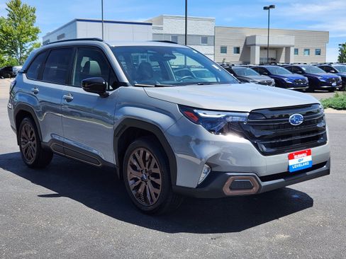 Used 2025 Subaru Forester Sport w/ Popular Package #1 AWD/4WD image 4
