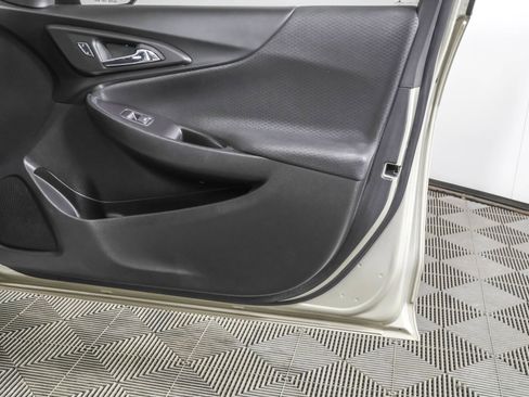 Used 2016 Chevrolet Malibu LT image 45