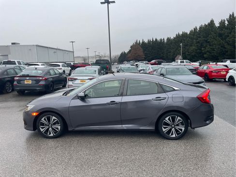 Used 2018 Honda Civic EX-L image 3