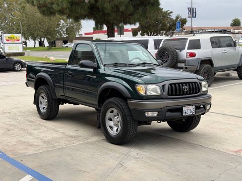 Used 2002 Toyota Tacoma PreRunner RWD image 6