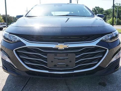 Used 2025 Chevrolet Malibu LT FWD image 8