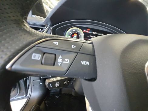Used 2024 Audi Q5 e Premium Plus AWD/4WD image 20