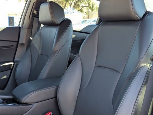 Used 2025 Honda Accord Sport image 13