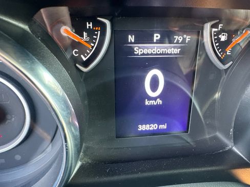 Used 2022 Jeep Wrangler Sport AWD/4WD image 14