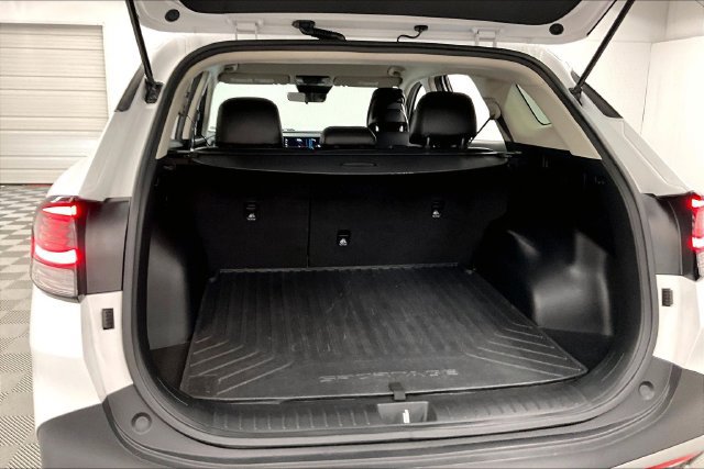 Used 2024 Kia Sportage EX FWD image 36