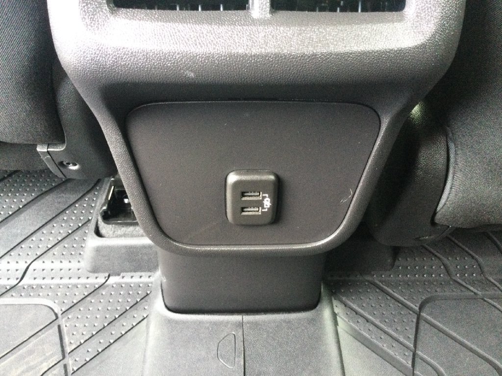 Used 2024 Chevrolet Equinox LT w/ LPO, Floor Liner Package FWD image 28