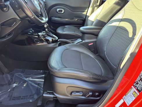 Used 2018 Kia Soul ! w/ Tech Package image 10