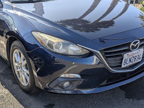 Used 2015 MAZDA MAZDA3 i Touring w/ Technology Package image 3
