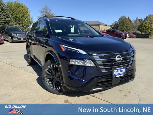 New 2026 Nissan Rogue Platinum w/ Platinum Premium Package image 2