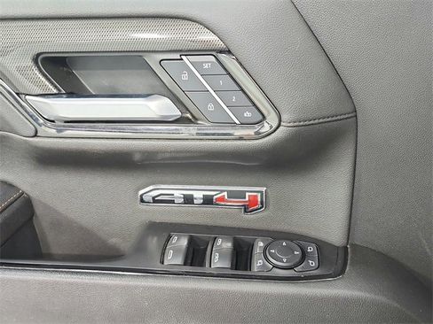 Used 2023 GMC Sierra 1500 AT4 w/ AT4 Preferred Package image 33