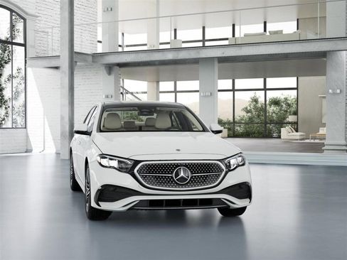 New 2026 Mercedes-Benz E 450 4MATIC Sedan image 8