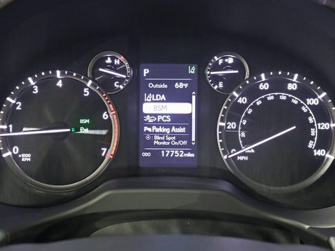 Used 2023 Lexus GX 460 Premium w/ Accessory Package image 17