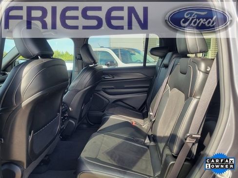 Used 2024 Jeep Grand Cherokee L Laredo image 24