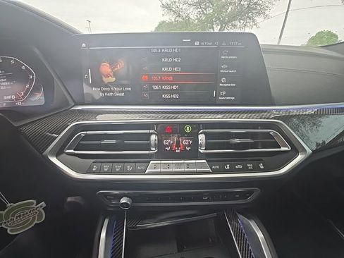 Used 2023 BMW X6 M50i w/ Executive Package image 17