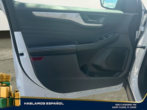 Used 2021 Ford Escape S image 12