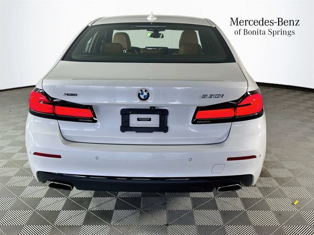 Used 2021 BMW 530i xDrive w/ Convenience Package AWD/4WD image 6