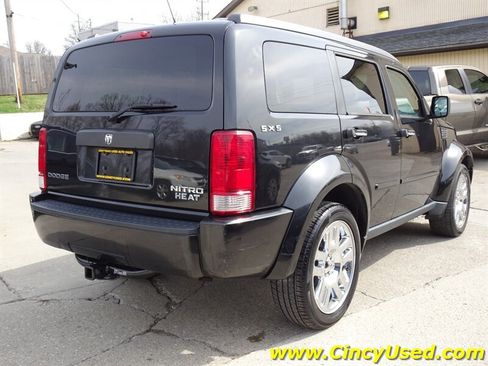 Used 2010 Dodge Nitro Heat AWD/4WD image 7